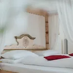 Hotel De France 4*