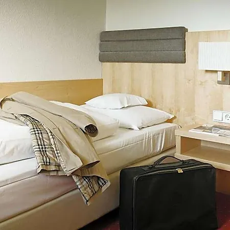 Hotel De France 4*